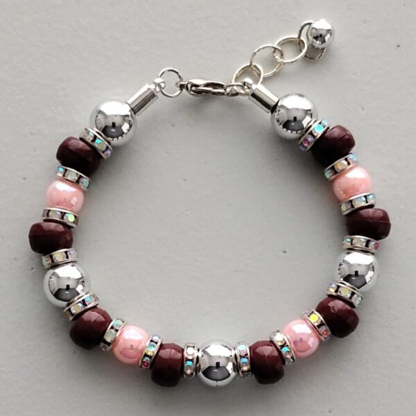 Bracelet with pink, silver and brown pearls